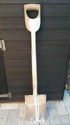 Wooden Handle Shovel