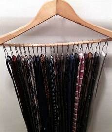 Cabinet Hanger