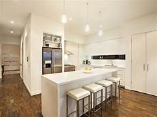 Cabinet Lighting Fixtures