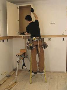 Cabinet Screws