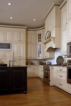 Service Cabinet