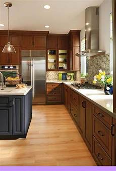 Show Cabinets