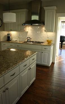 Wooden Kitchen Cabinets
